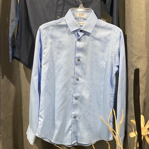 Calvin Klein boys formal shirt 👔 - Picture 2 of 9